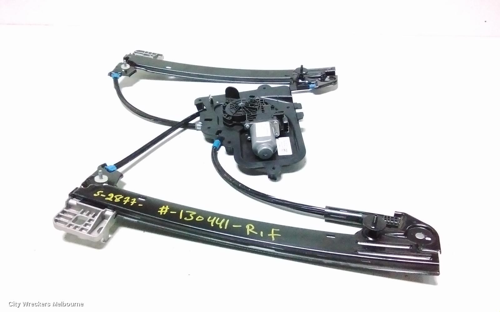 TESLA MODEL 3 RIGHT FRONT WINDOW REG/MOTOR, 1ST GEN, 06/2019 ONWARDS
