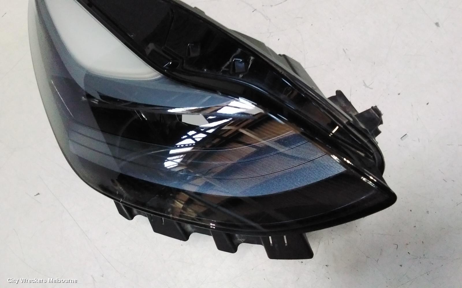 TESLA MODEL Y RIGHT HEADLAMP, 1ST GEN, LED TYPE, 03/2022 ONWARDS
