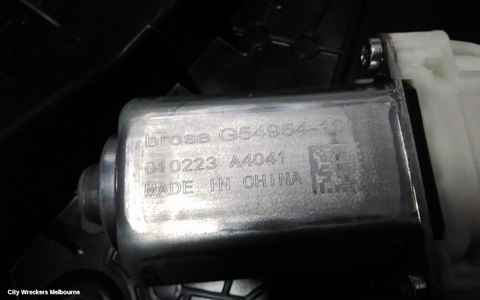 TESLA MODEL Y RIGHT FRONT WINDOW REG/MOTOR, 1ST GEN, 03/2022 ONWARDS