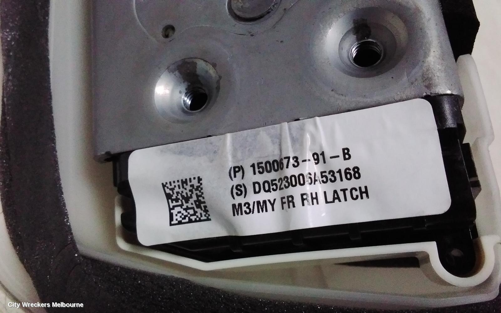 TESLA MODEL Y DOOR/BOOT/GATE LOCK, 1ST GEN, RIGHT FRONT DOOR LOCK, 03/2022 ONWARDS