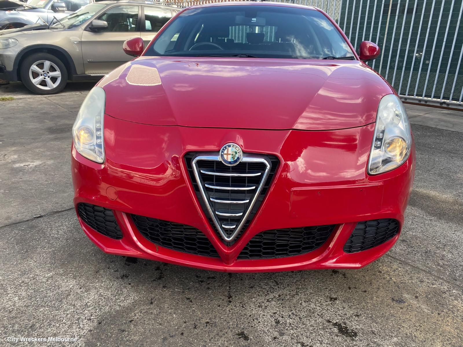 ALFA ROMEO GIULIETTA LEFT FRONT HUB ASSEMBLY, SUIT SINGLE SPOT CALIPER TYPE, 940 SERIES, 06/2011 ONWARDS