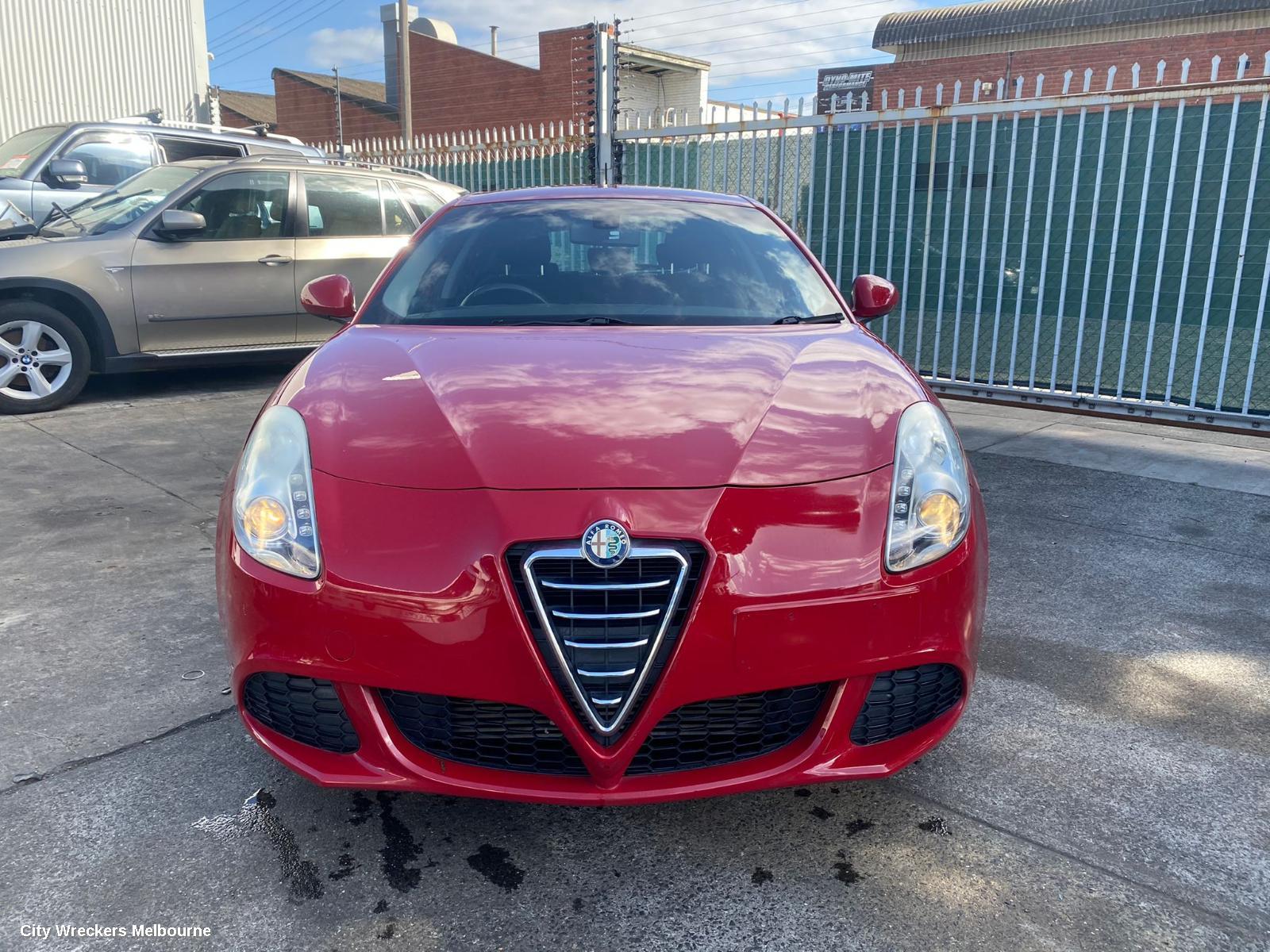 ALFA ROMEO GIULIETTA LEFT FRONT HUB ASSEMBLY, SUIT SINGLE SPOT CALIPER TYPE, 940 SERIES, 06/2011 ONWARDS