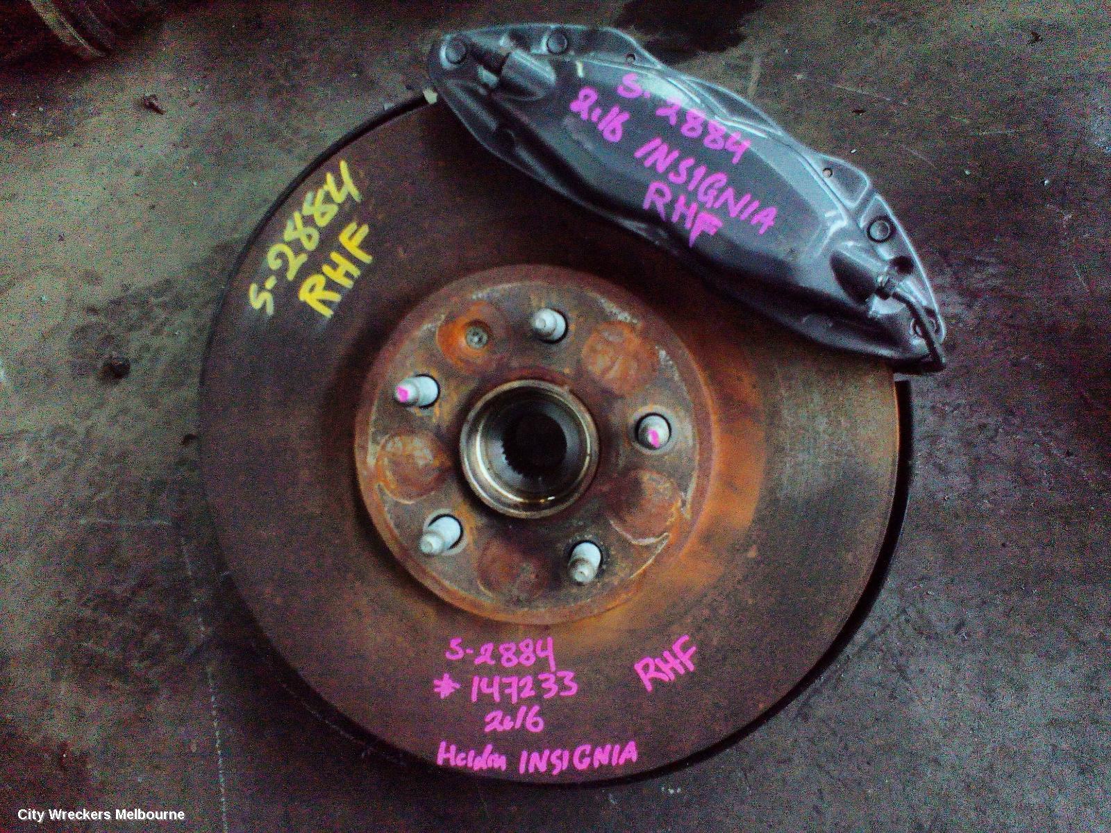 HOLDEN INSIGNIA RIGHT FRONT HUB ASSEMBLY, GA, 02/2015 - 01/2017