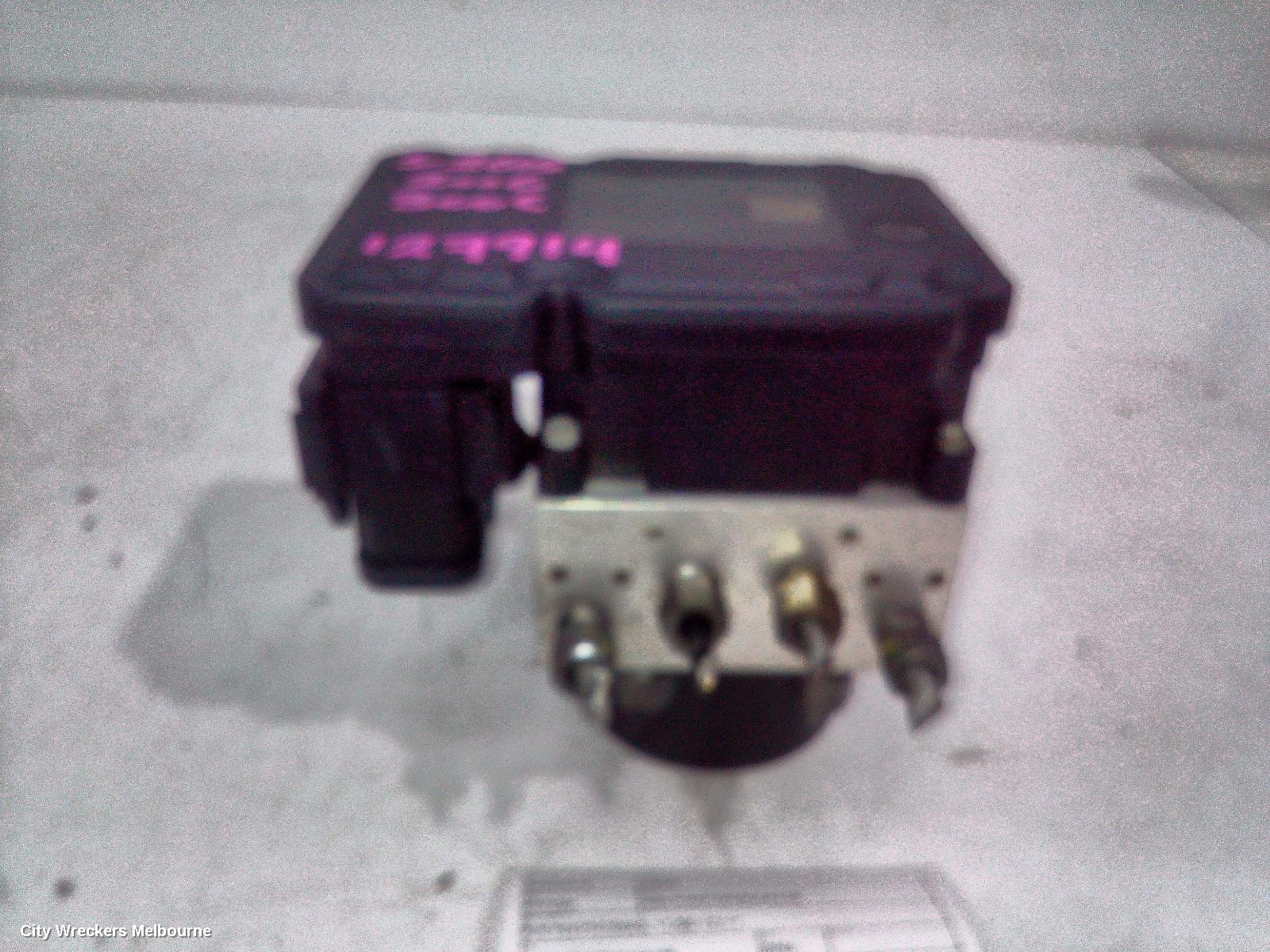 CHRYSLER 300C ABS PUMP/MODULATOR, P/N P04779700AD, 11/2005 - 12/2011
