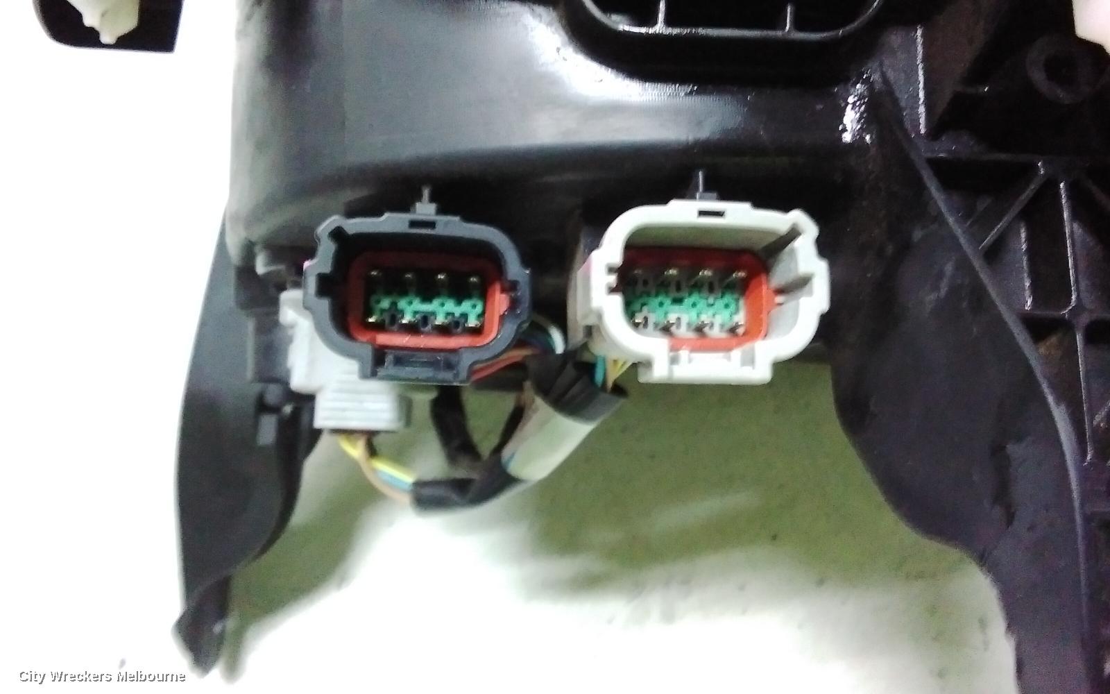MITSUBISHI OUTLANDER RIGHT HEADLAMP, ZM, LED, W/ AUTO LEVELLING, AUTO ON, ADAPTIVE BEAM TYPE, 08/2021 ONWARDS