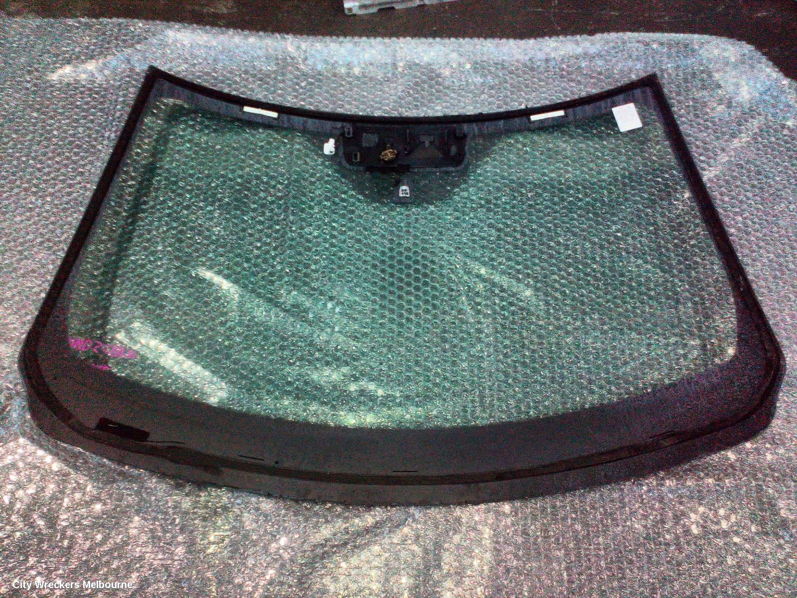 MITSUBISHI OUTLANDER WINDSHIELD, ZM, 08/2021 ONWARDS