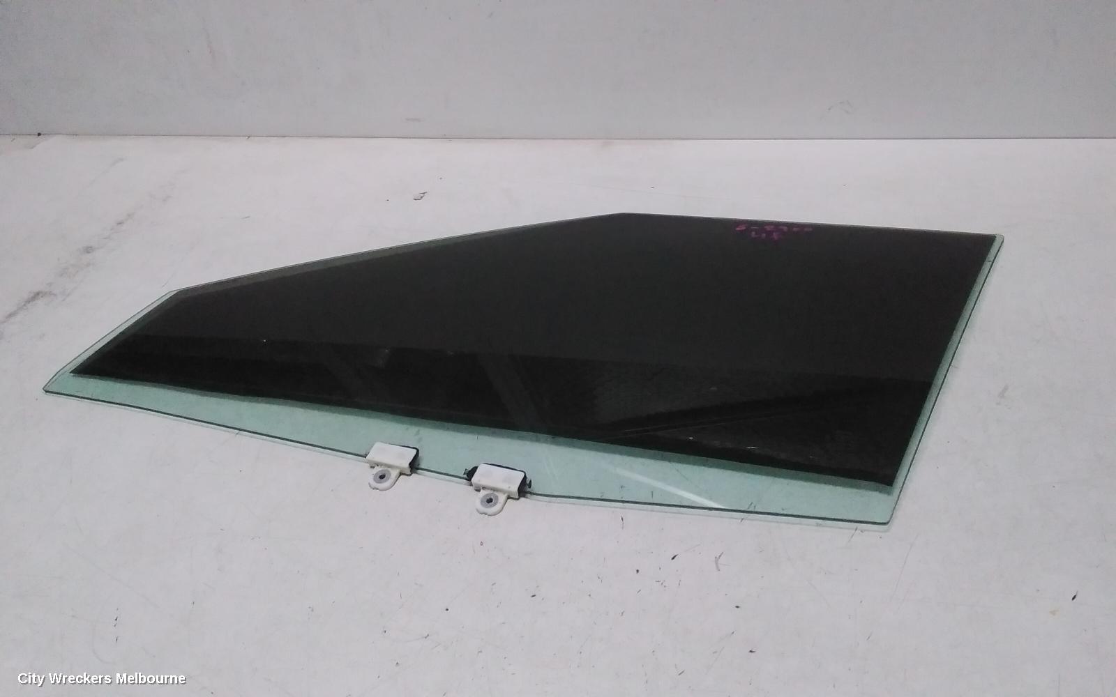 MITSUBISHI OUTLANDER LEFT FRONT DOOR WINDOW, ZM, 08/2021 ONWARDS