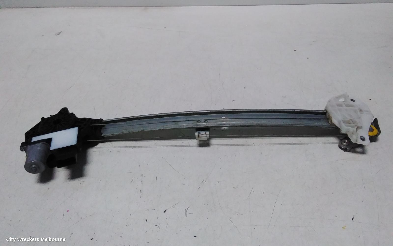 MITSUBISHI OUTLANDER RIGHT FRONT WINDOW REG/MOTOR, DOOR REG ASSY (REG AND MOTOR), ZM, 08/2021 ONWARDS