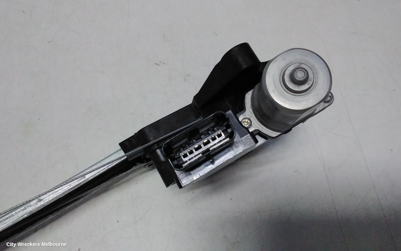 MITSUBISHI OUTLANDER RIGHT FRONT WINDOW REG/MOTOR, DOOR REG ASSY (REG AND MOTOR), ZM, 08/2021 ONWARDS