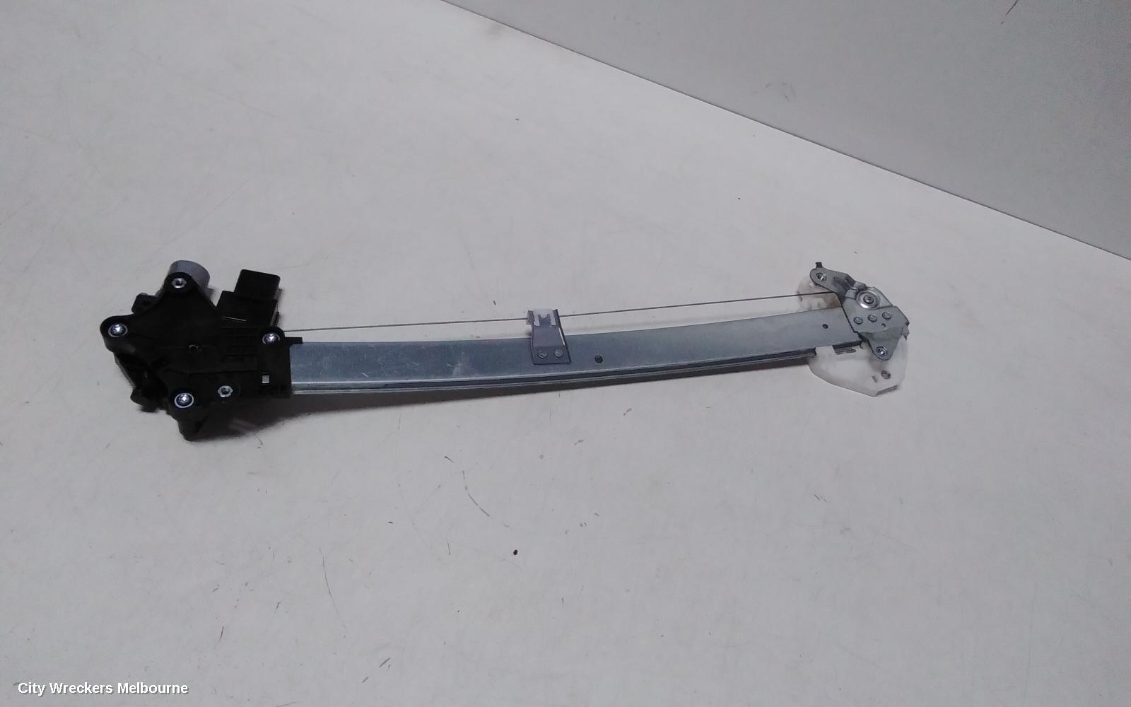 MITSUBISHI OUTLANDER RIGHT FRONT WINDOW REG/MOTOR, DOOR REG ASSY (REG AND MOTOR), ZM, 08/2021 ONWARDS