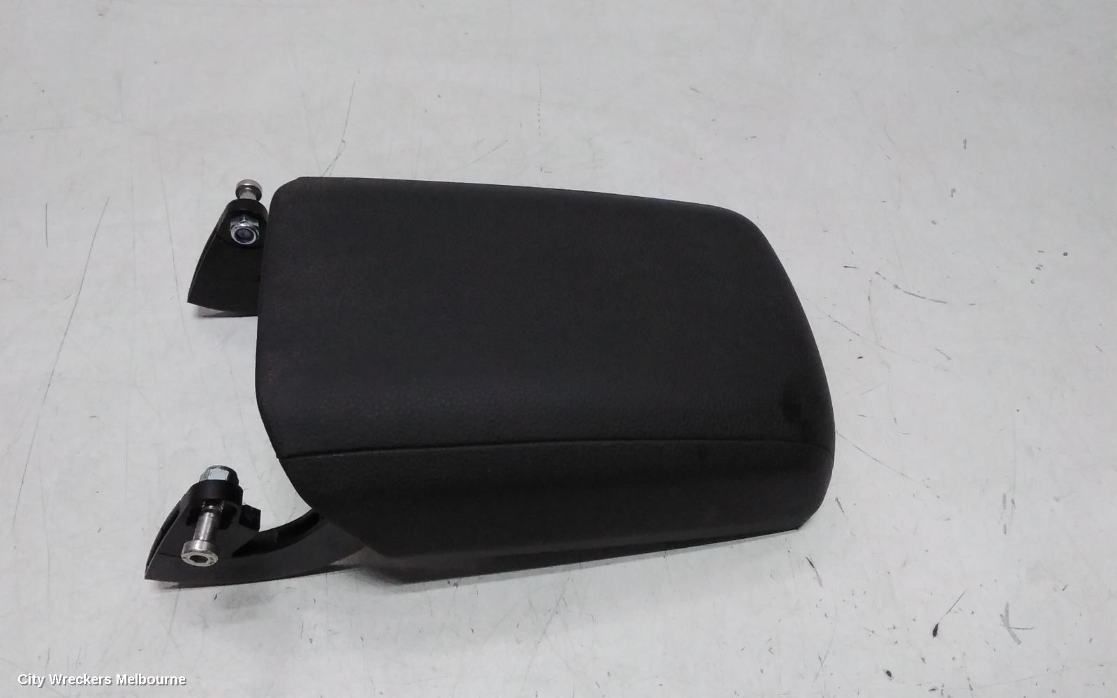 PORSCHE MACAN CONSOLE, 95B, LID ONLY, 06/2014 ONWARDS