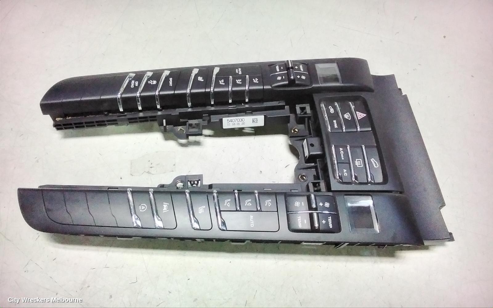 PORSCHE MACAN HEATER/AC CONTROLS, 95B, 06/2014 - 12/2025