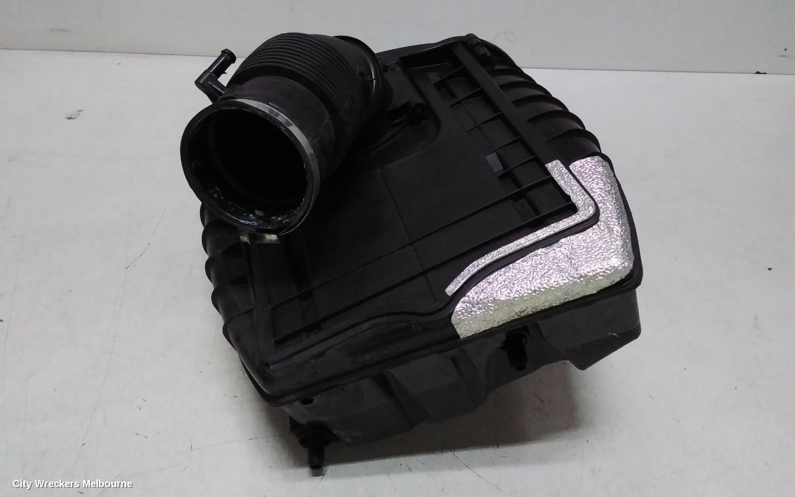 PORSCHE MACAN AIR CLEANER/BOX, AIR CLEANER, 95B, 2.0, PETROL, 06/2014 ONWARDS