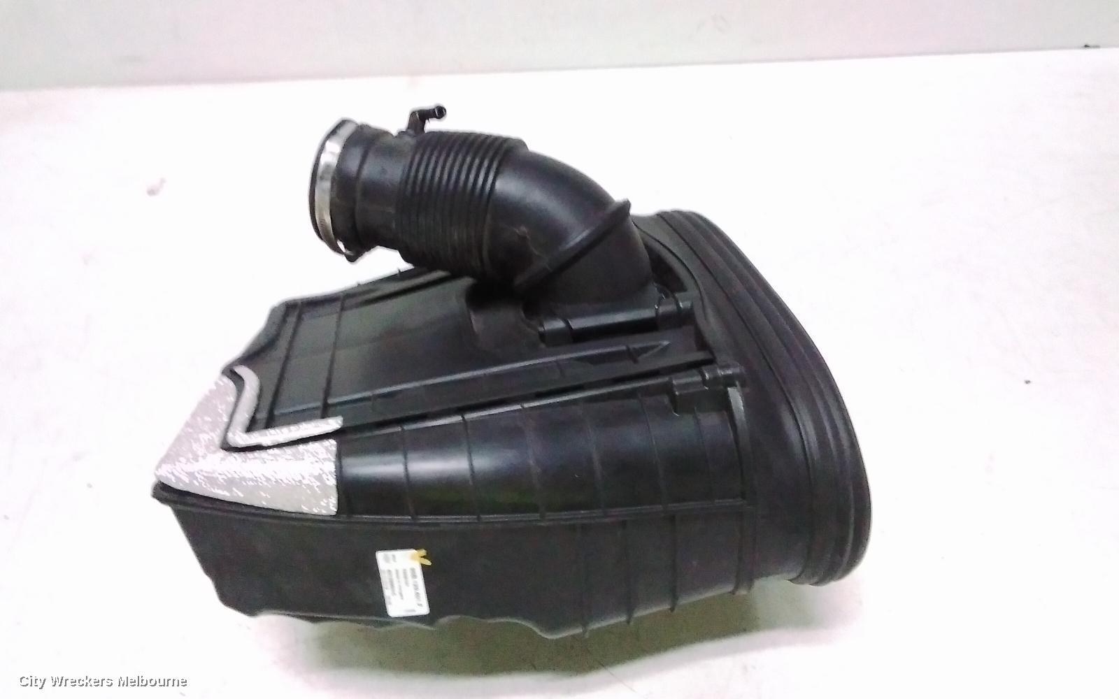 PORSCHE MACAN AIR CLEANER/BOX, AIR CLEANER, 95B, 2.0, PETROL, 06/2014 ONWARDS