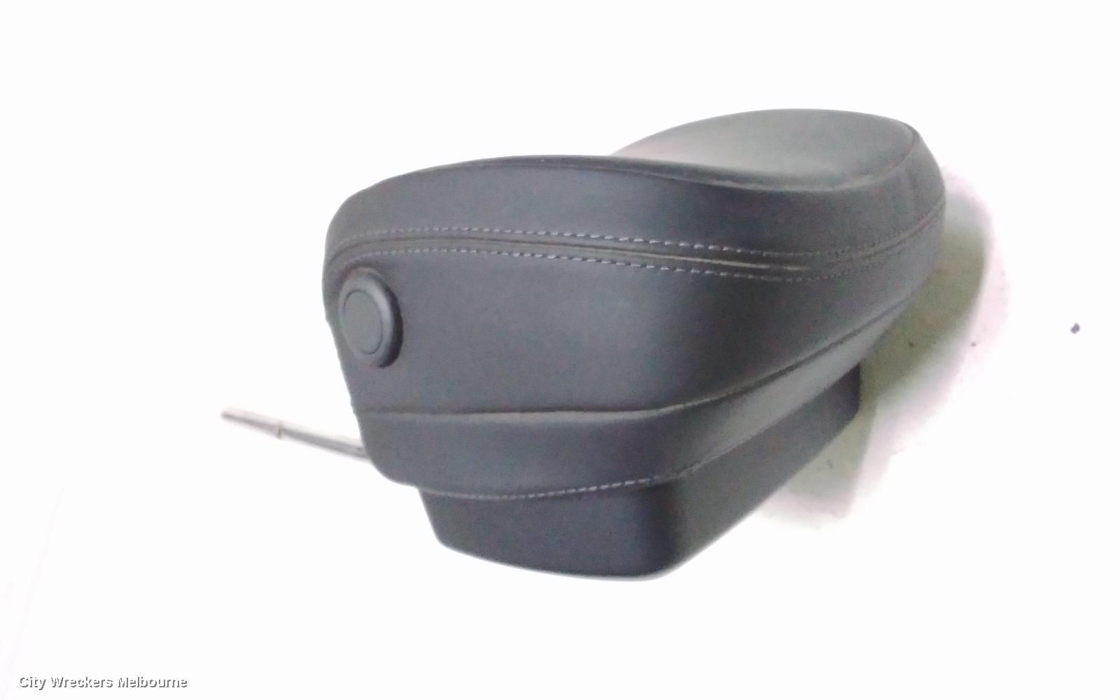 PORSCHE MACAN HEADREST, 95B, 06/2014 - 12/2025