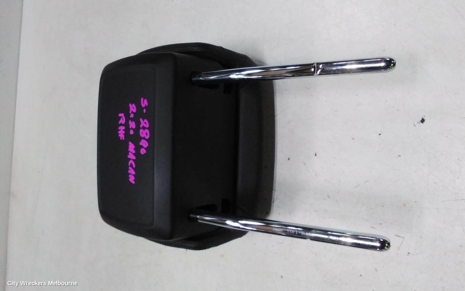 PORSCHE MACAN HEADREST, 95B, 06/2014 - 12/2025