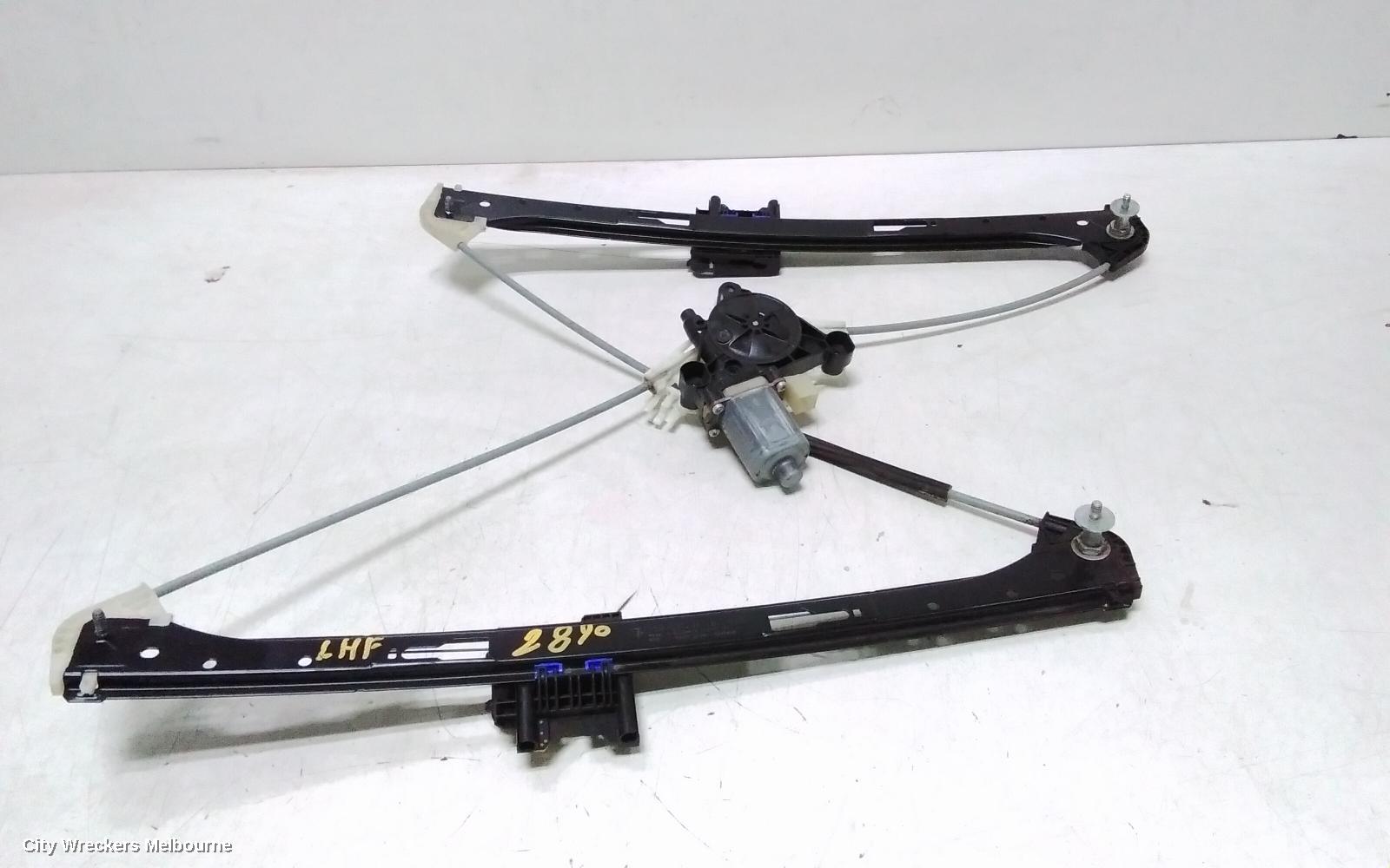 PORSCHE MACAN LEFT FRONT WINDOW REG/MOTOR, 95B, 06/2014 - 12/2025