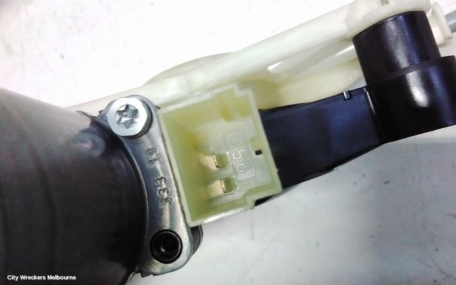 PORSCHE MACAN RIGHT REAR WND REG/MOTOR, 95B, 06/2014 - 12/2025