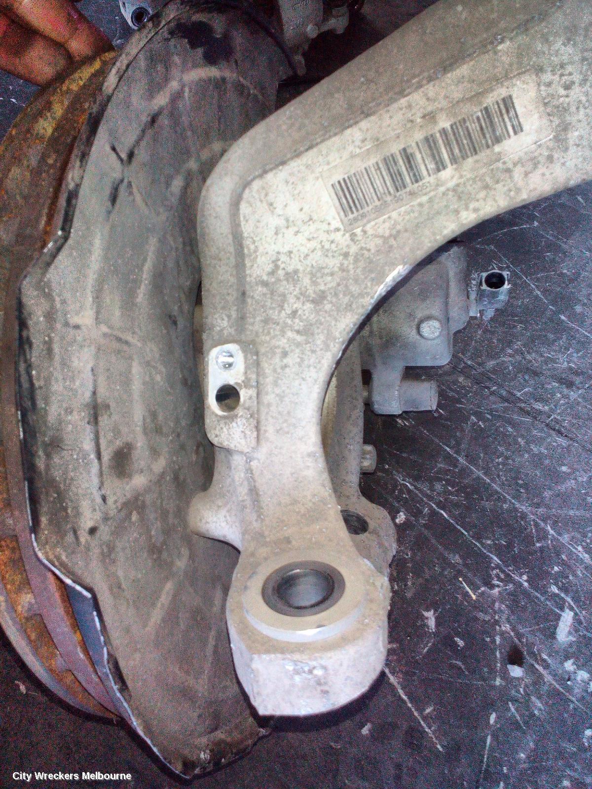ALFA ROMEO GIULIETTA LEFT FRONT HUB ASSEMBLY, SUIT SINGLE SPOT CALIPER TYPE, 940 SERIES, 06/2011 ONWARDS