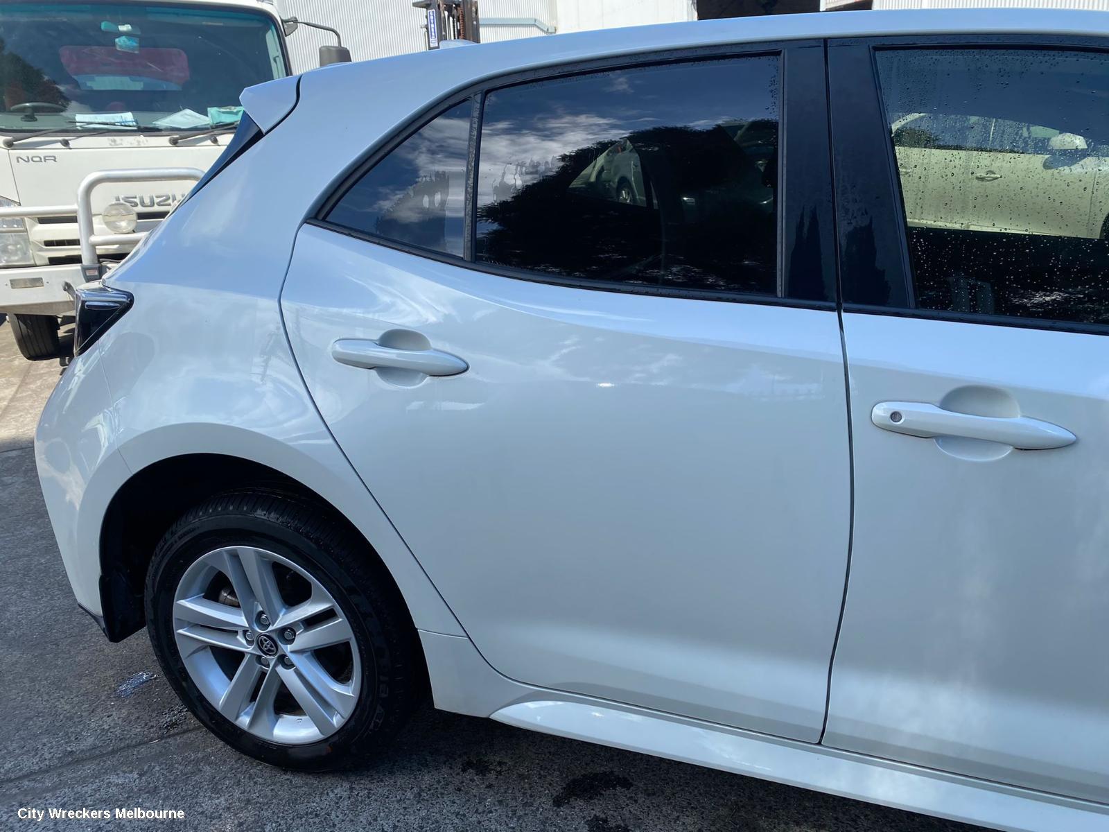 TOYOTA COROLLA, E210, 07/2018 ONWARDS, LH BAR REFLECTOR: 83639
