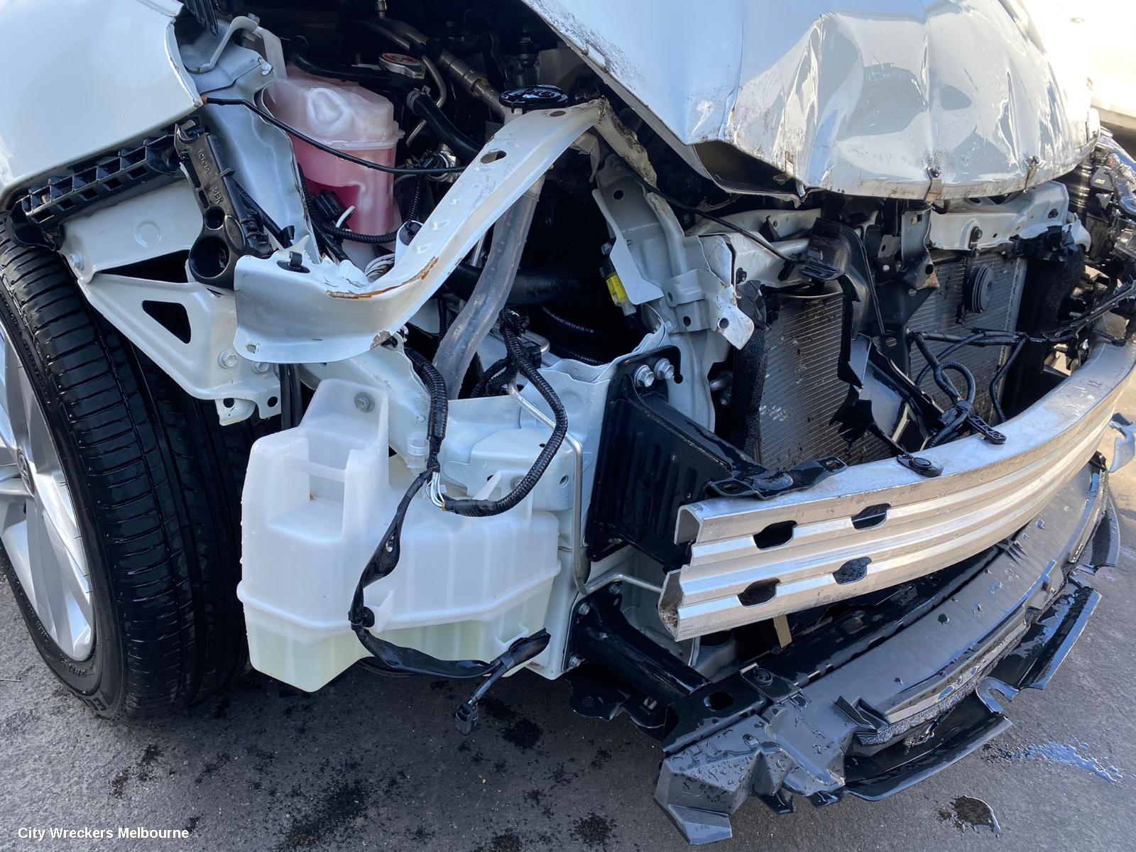 TOYOTA COROLLA, E210, 07/2018 ONWARDS, LH BAR REFLECTOR: 83639