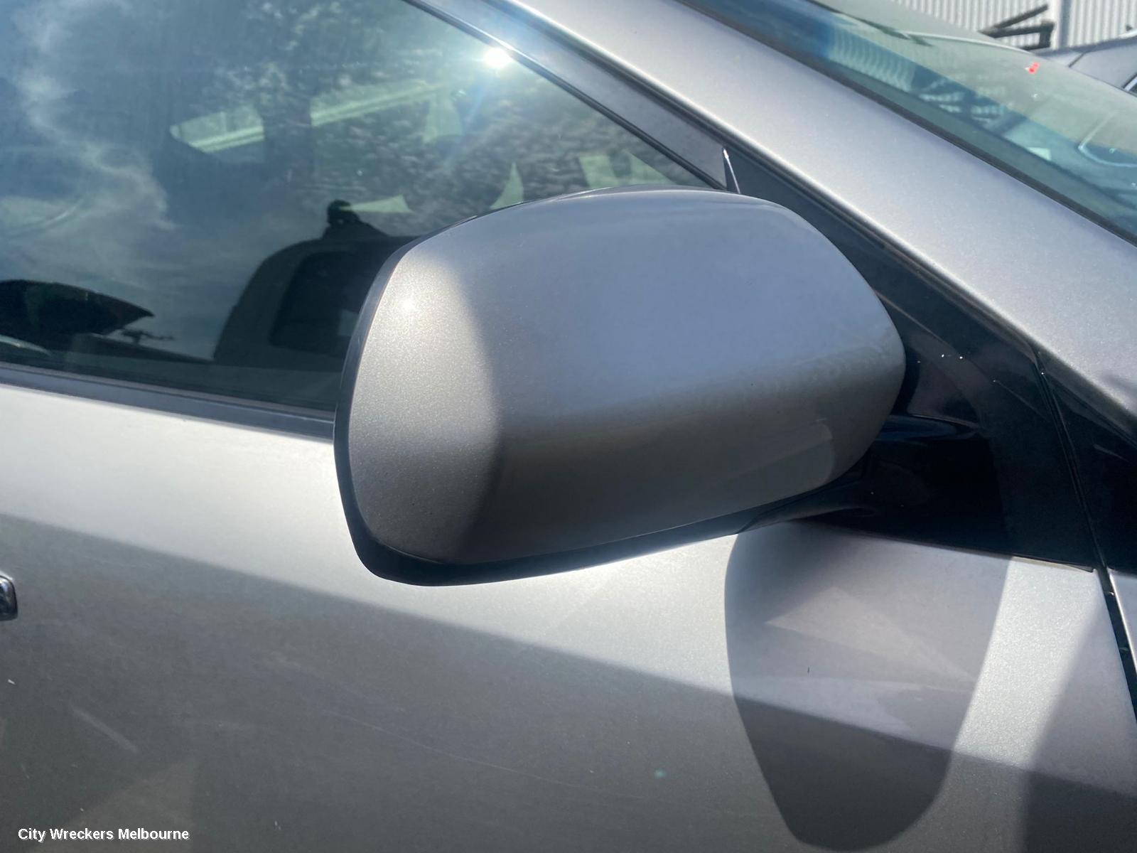 NISSAN MURANO RIGHT GUARD, Z50, 05/2002 - 12/2008