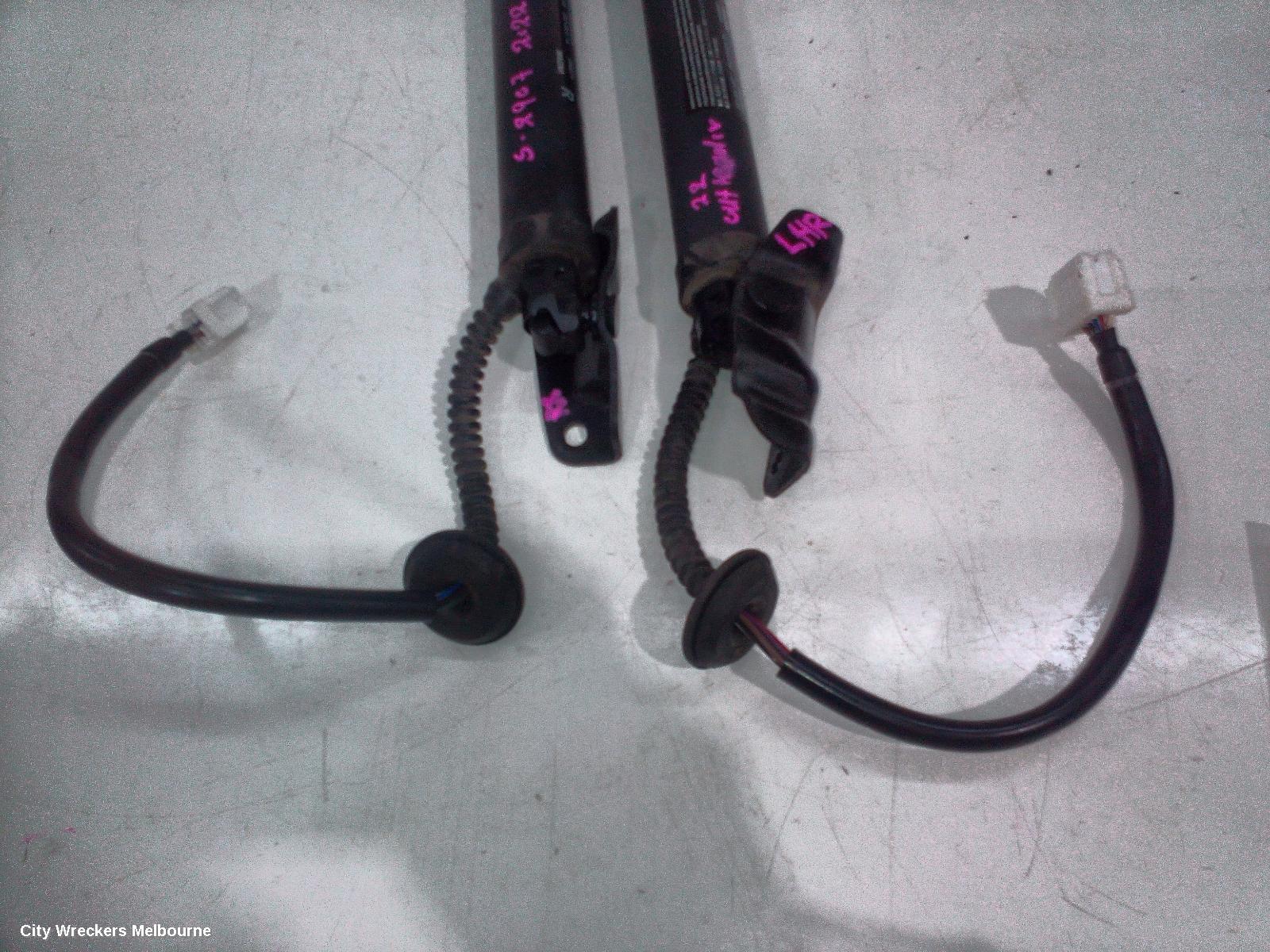 MITSUBISHI OUTLANDER HATCH STRUT, ZM, 08/2021 ONWARDS
