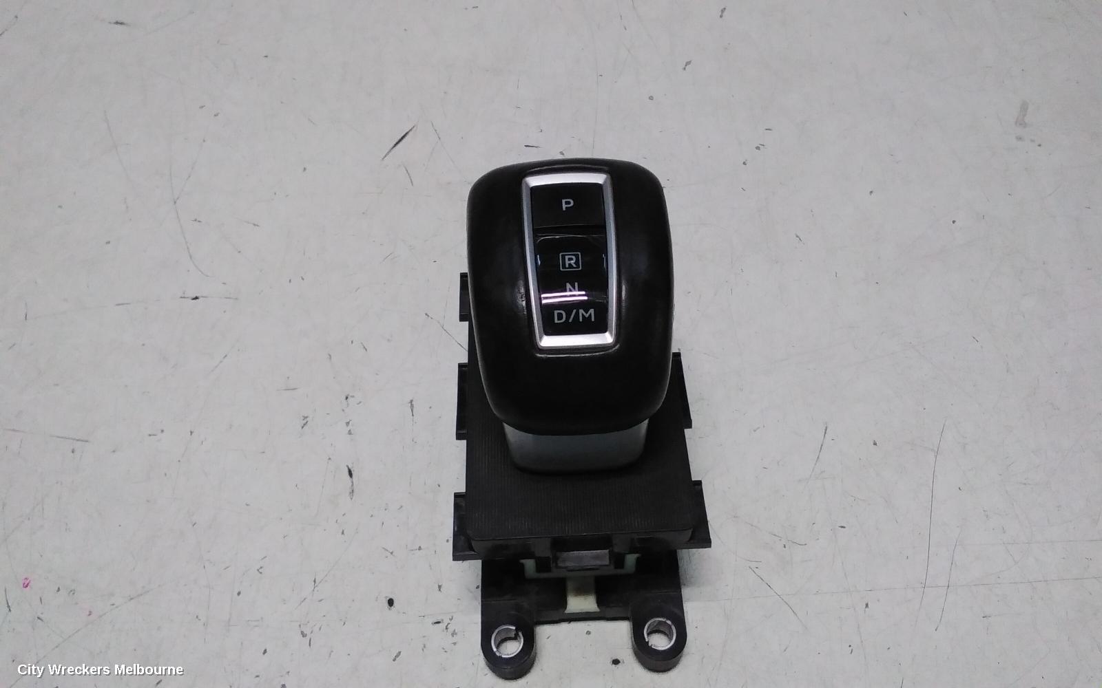 MITSUBISHI OUTLANDER GEAR STICK/SHIFTER, ZM, 08/2021 ONWARDS