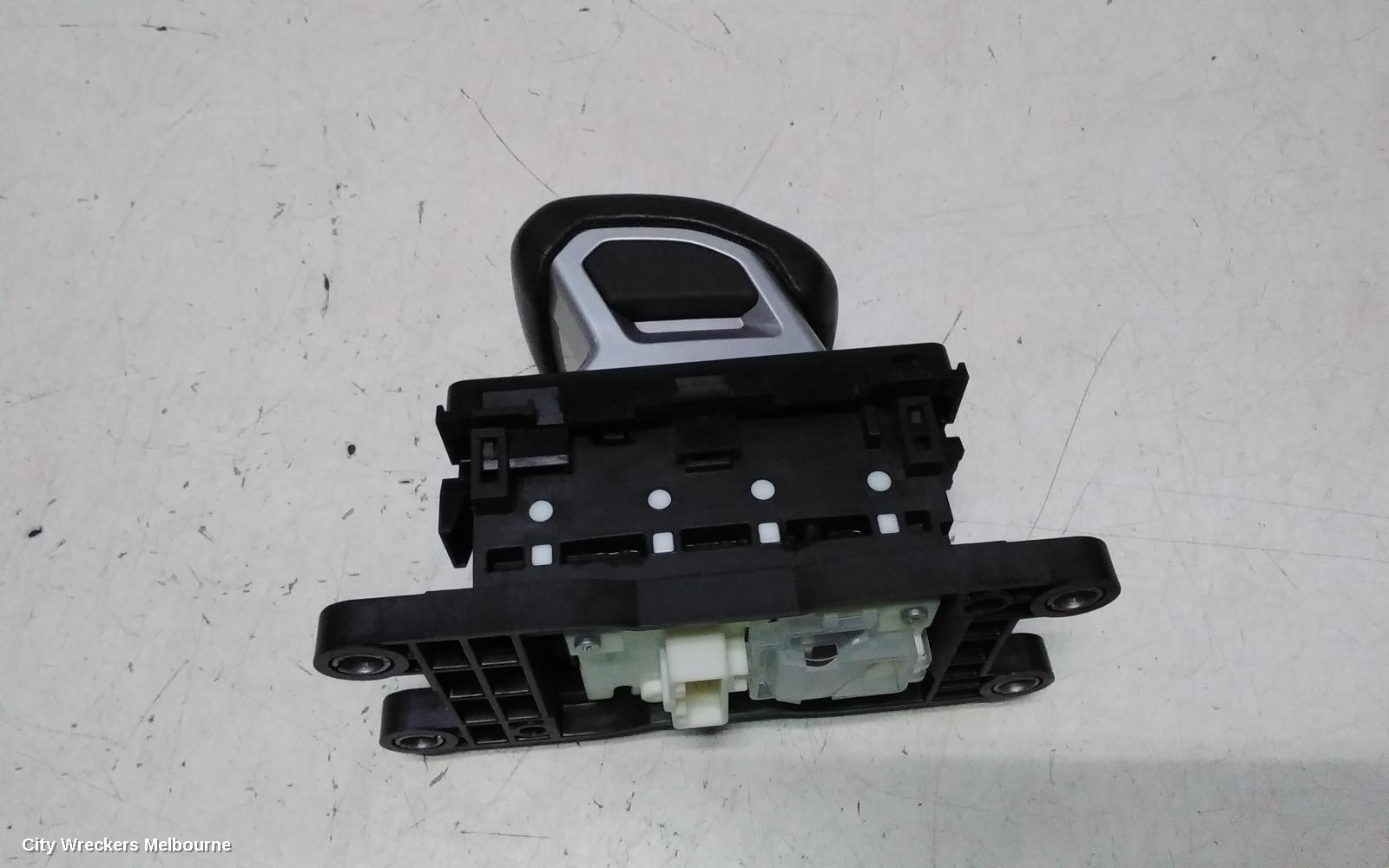 MITSUBISHI OUTLANDER GEAR STICK/SHIFTER, ZM, 08/2021 ONWARDS