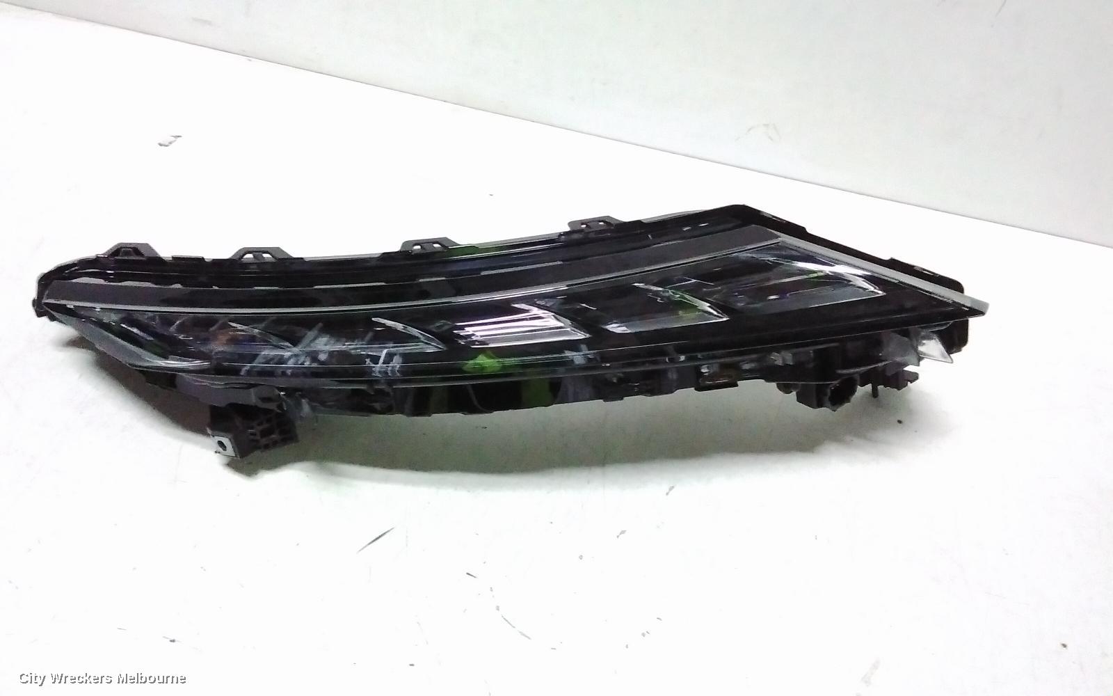 MITSUBISHI OUTLANDER RIGHT INDICATOR/FOG/SIDE, ZM, DAYTIME RUNNING LAMP, 08/2021 ONWARDS