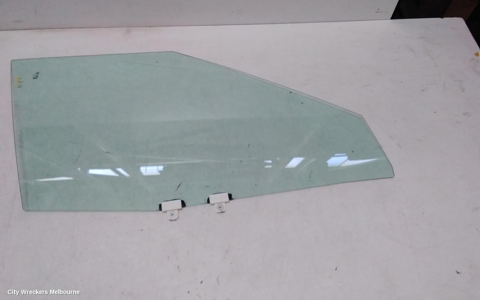 MITSUBISHI OUTLANDER RIGHT FRONT DOOR WINDOW, ZM, 08/2021 ONWARDS