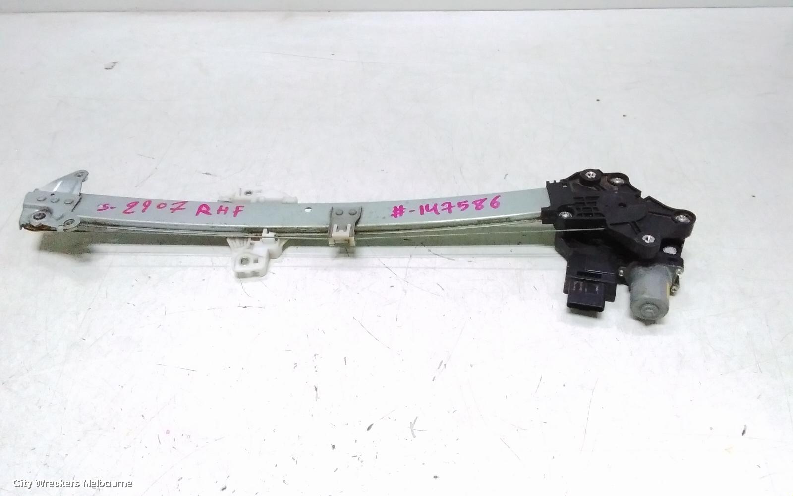 MITSUBISHI OUTLANDER RIGHT FRONT WINDOW REG/MOTOR, DOOR REG ASSY (REG AND MOTOR), ZM, 08/2021 ONWARDS