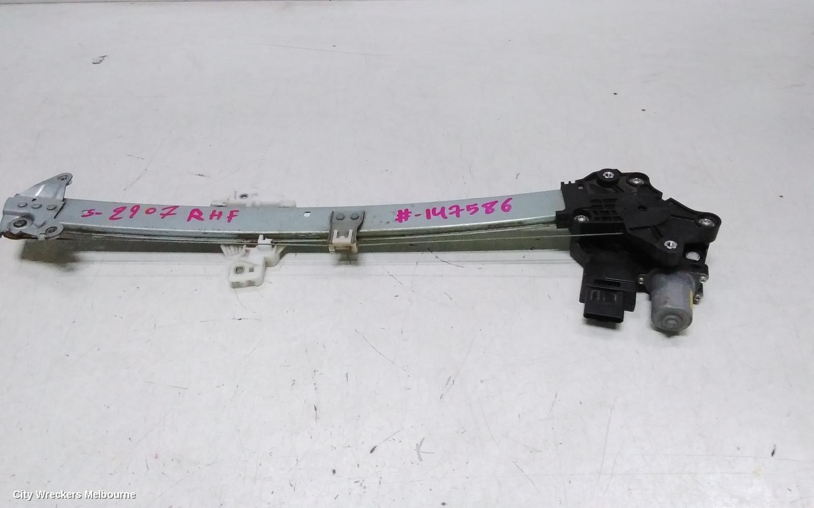 MITSUBISHI OUTLANDER RIGHT FRONT WINDOW REG/MOTOR, DOOR REG ASSY (REG AND MOTOR), ZM, 08/2021 ONWARDS