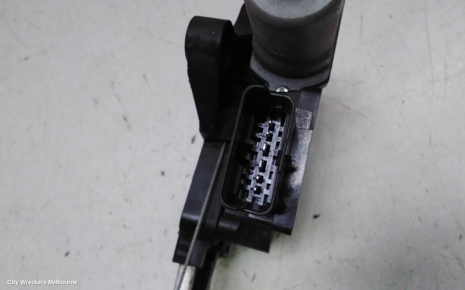 MITSUBISHI OUTLANDER RIGHT FRONT WINDOW REG/MOTOR, DOOR REG ASSY (REG AND MOTOR), ZM, 08/2021 ONWARDS