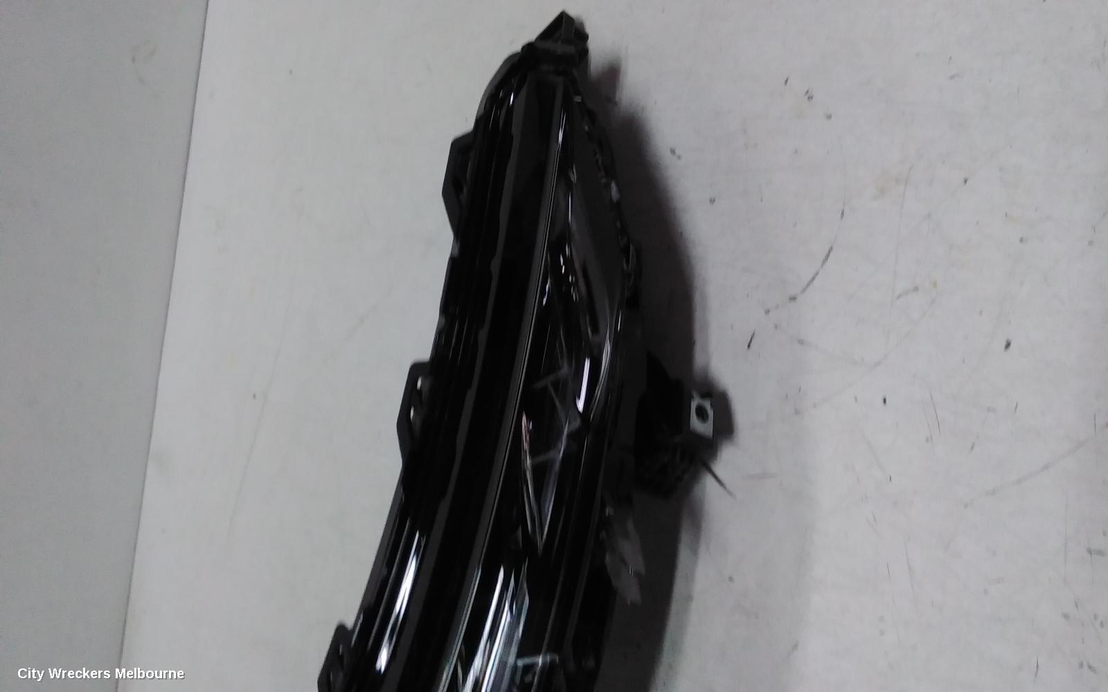 MITSUBISHI OUTLANDER LEFT INDICATOR/FOG/SIDE, ZM, DAYTIME RUNNING LAMP, 08/2021 ONWARDS