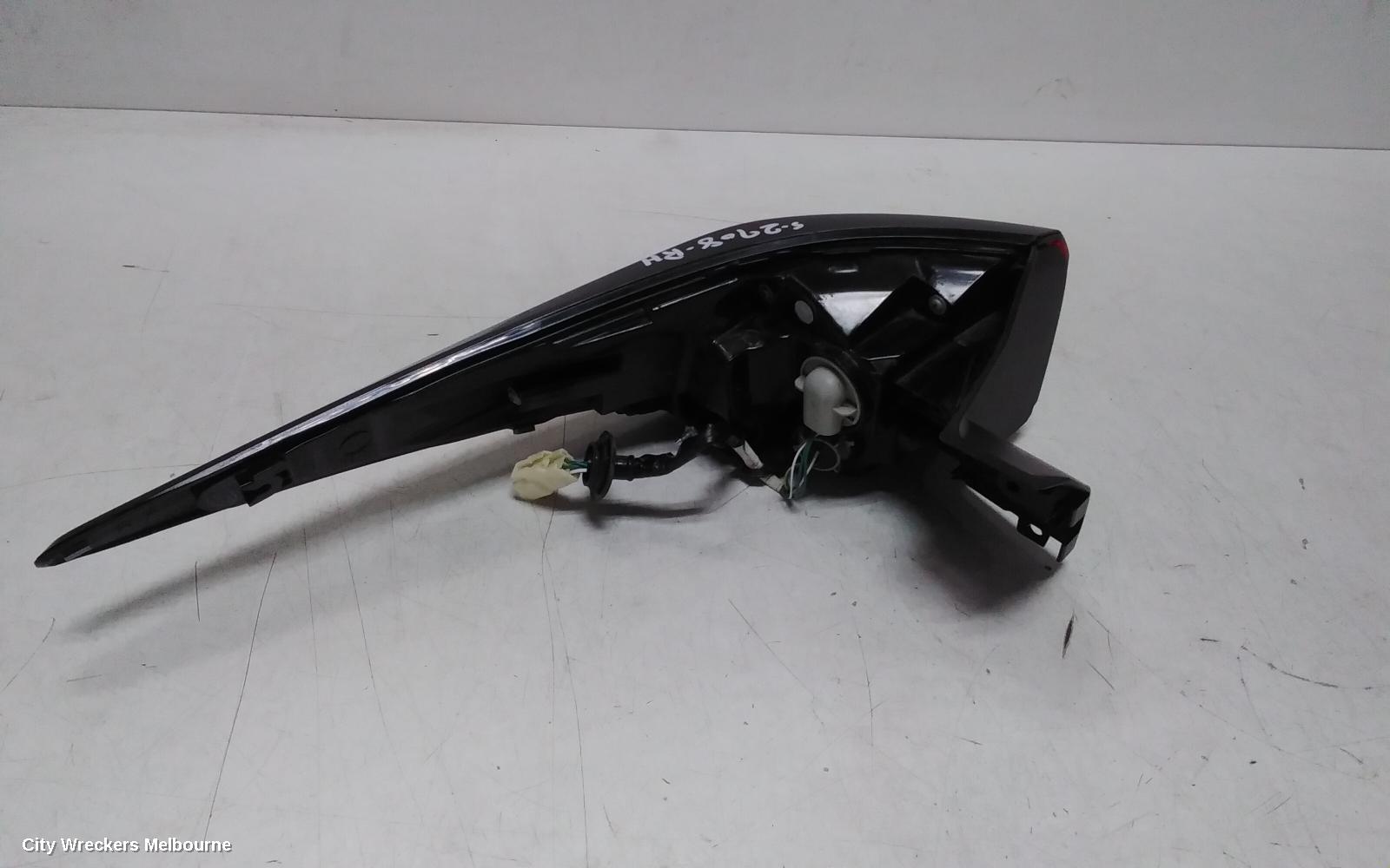 MITSUBISHI OUTLANDER RIGHT TAILLIGHT, ZM, IN BODY, W/ LED TYPE, 08/2021 - 04/2025