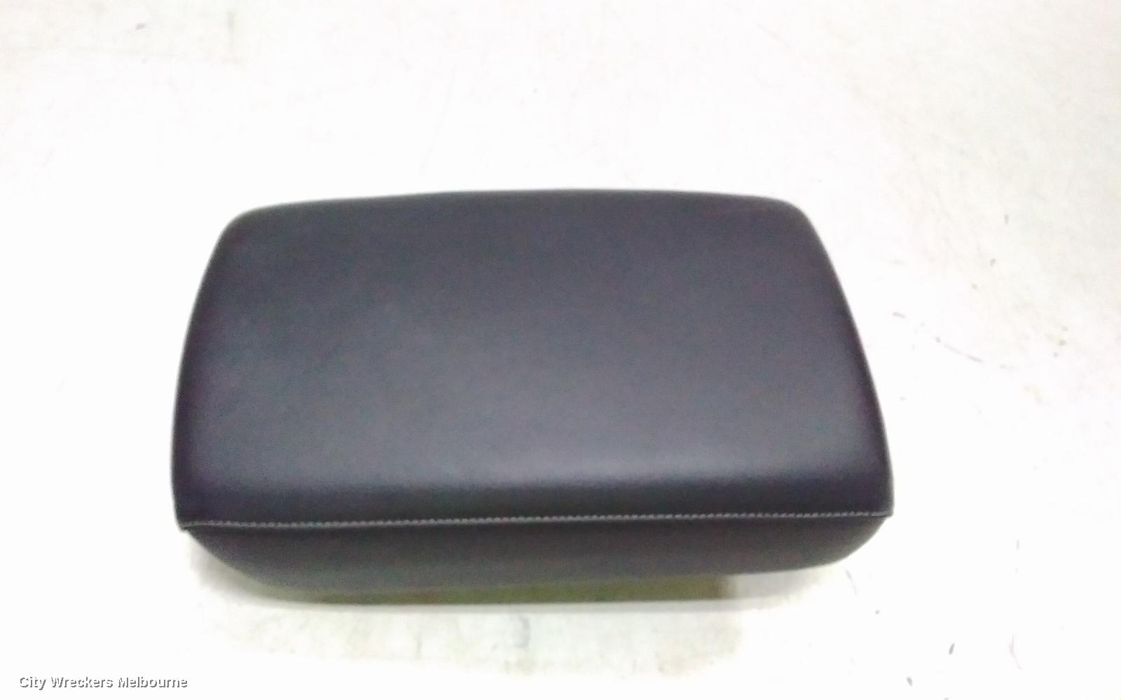 MITSUBISHI OUTLANDER CONSOLE, ZM, CENTRE CONSOLE, NON PHEV TYPE, BLACK EDITION/SPORT, 08/2021 ONWARDS