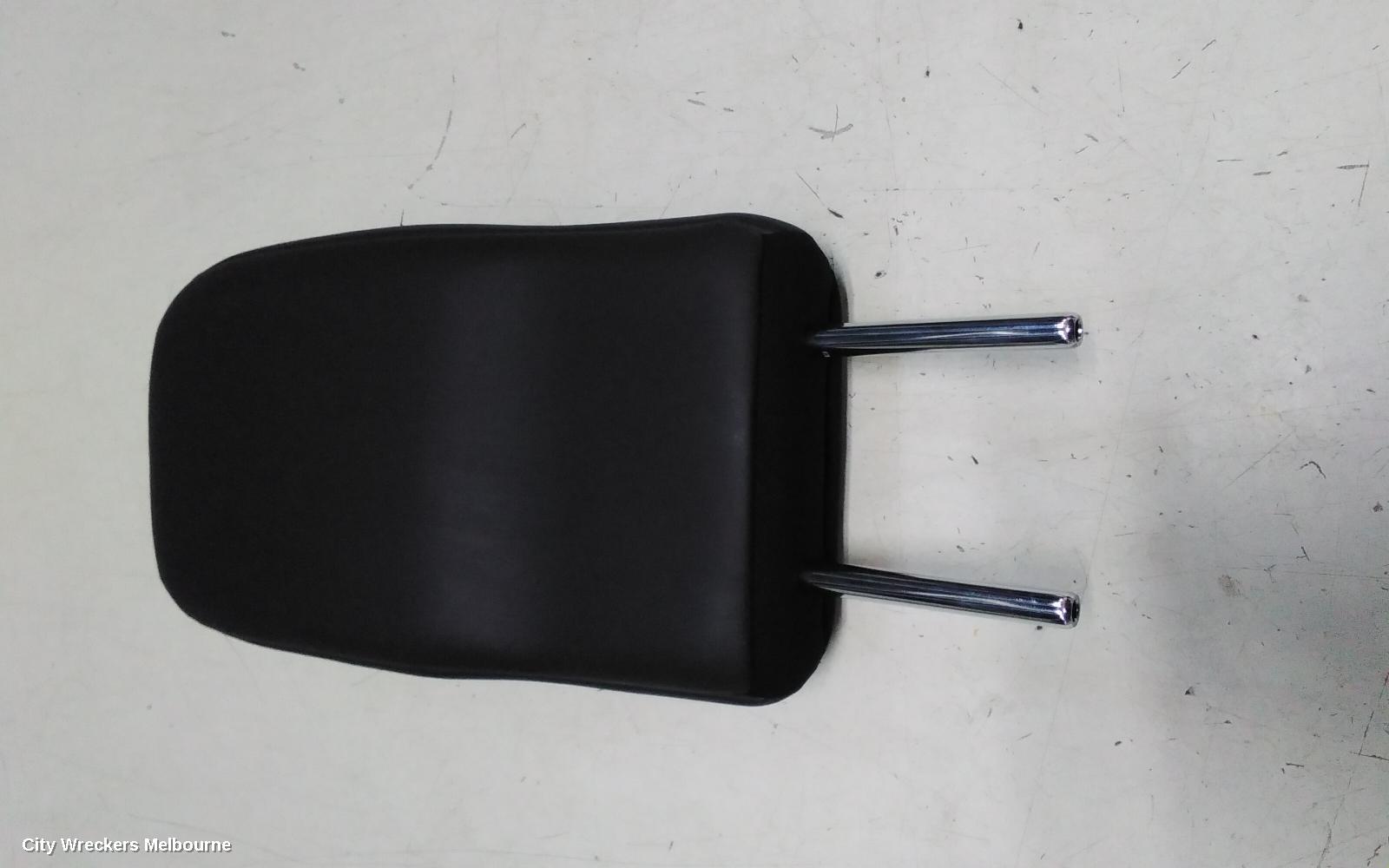 MITSUBISHI OUTLANDER HEADREST, RH REAR 3RD ROW, LEATHERETTE, BLACK, ZM, 08/2021 ONWARDS