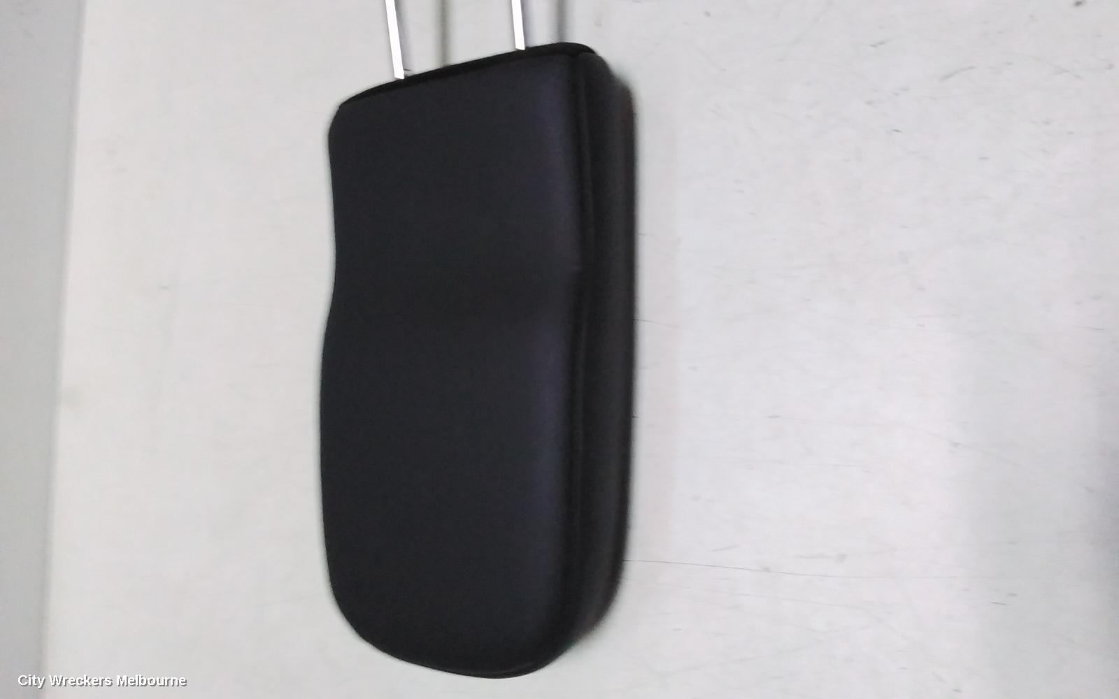 MITSUBISHI OUTLANDER HEADREST, LH REAR 3RD ROW, LEATHERETTE, BLACK, ZM, 08/2021 ONWARDS