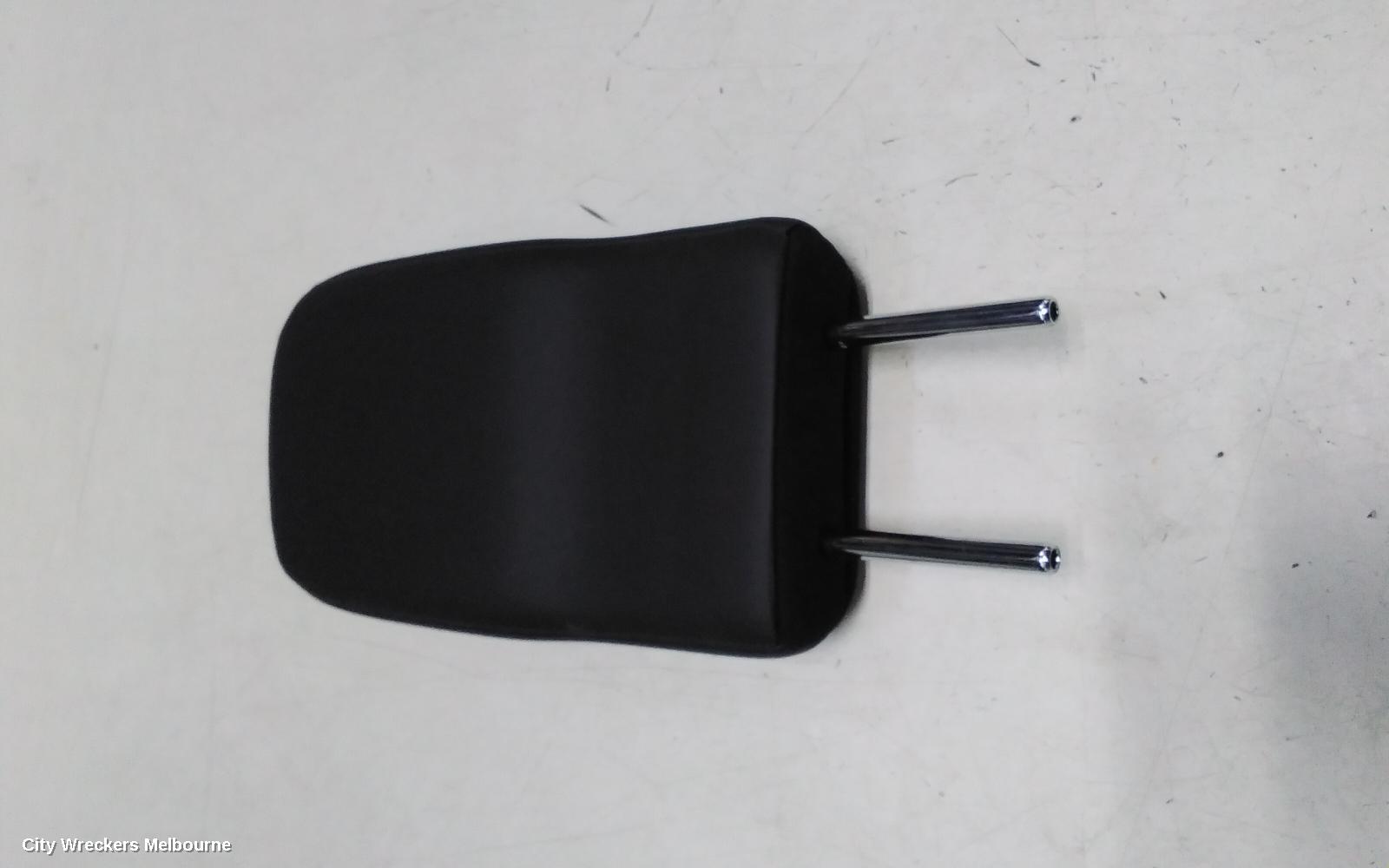 MITSUBISHI OUTLANDER HEADREST, LH REAR 3RD ROW, LEATHERETTE, BLACK, ZM, 08/2021 ONWARDS