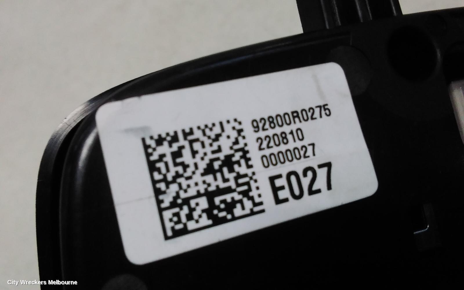 KIA CARNIVAL/GRAND CARNIVAL COURTESY LIGHT, KA4, FRONT LIGHT, 10/2020 ONWARDS