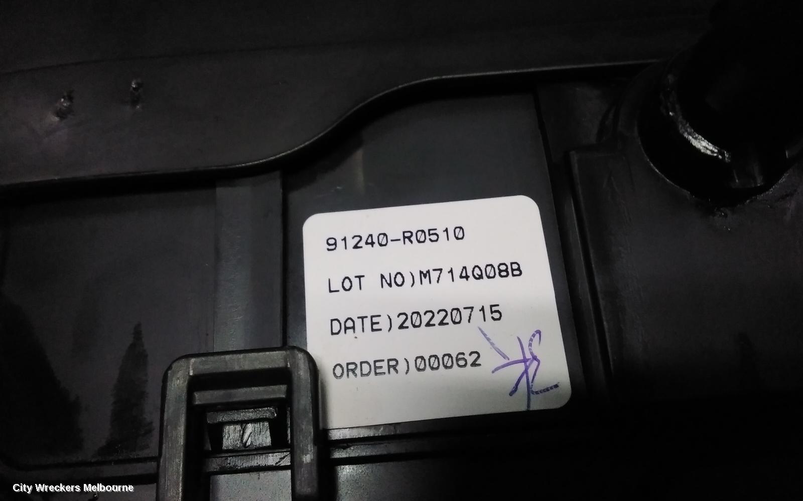 KIA CARNIVAL/GRAND CARNIVAL FUSE BOX, KA4, DIESEL, 2.2, ENGINE BAY, MAIN RELAY/FUSE BOX, 10/2020 ONWARDS
