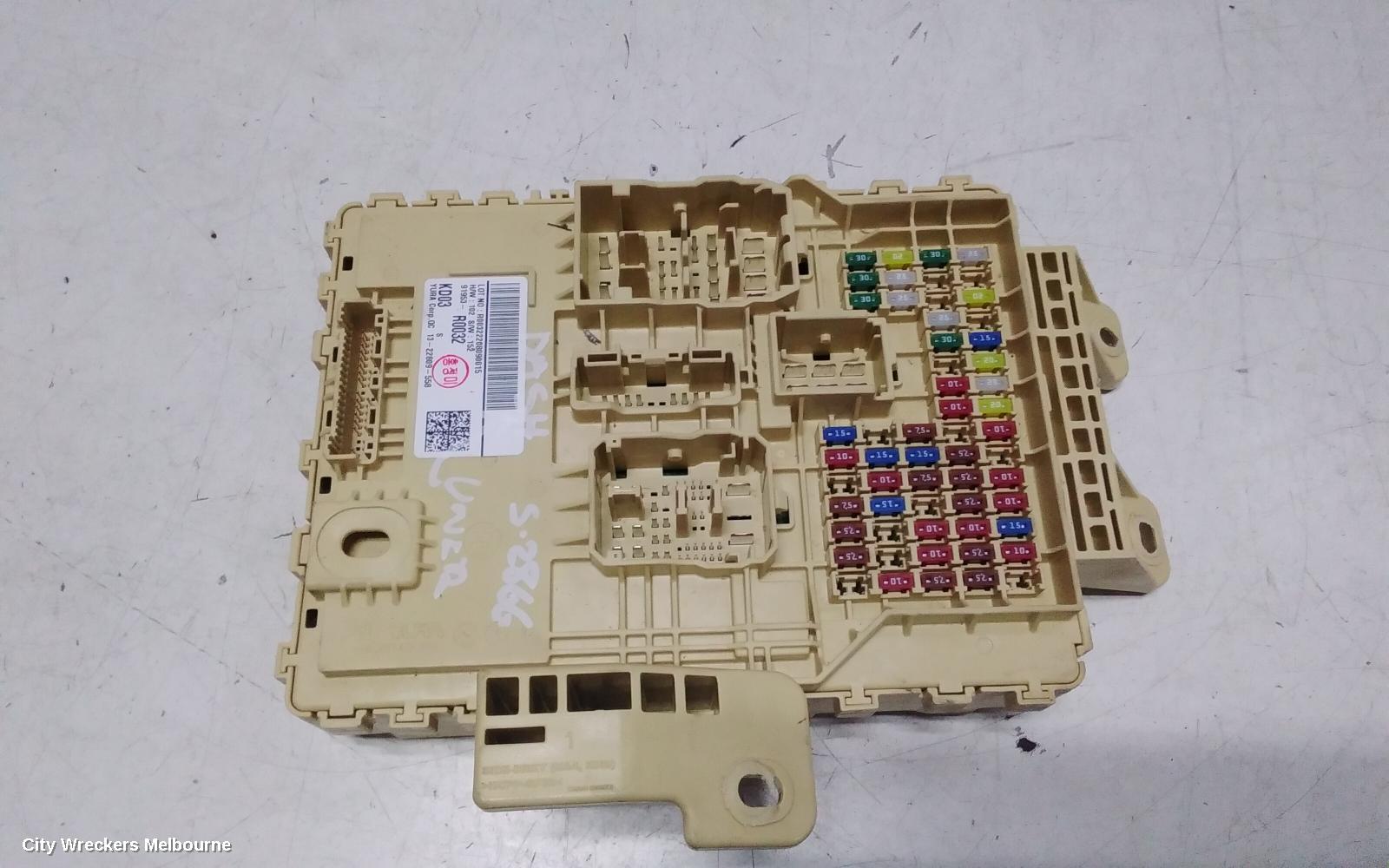 KIA CARNIVAL/GRAND CARNIVAL FUSE BOX, KA4, DIESEL, 2.2, UNDER DASH, 10/2020 ONWARDS