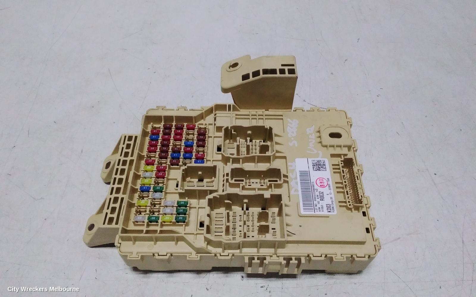 KIA CARNIVAL/GRAND CARNIVAL FUSE BOX, KA4, DIESEL, 2.2, UNDER DASH, 10/2020 ONWARDS
