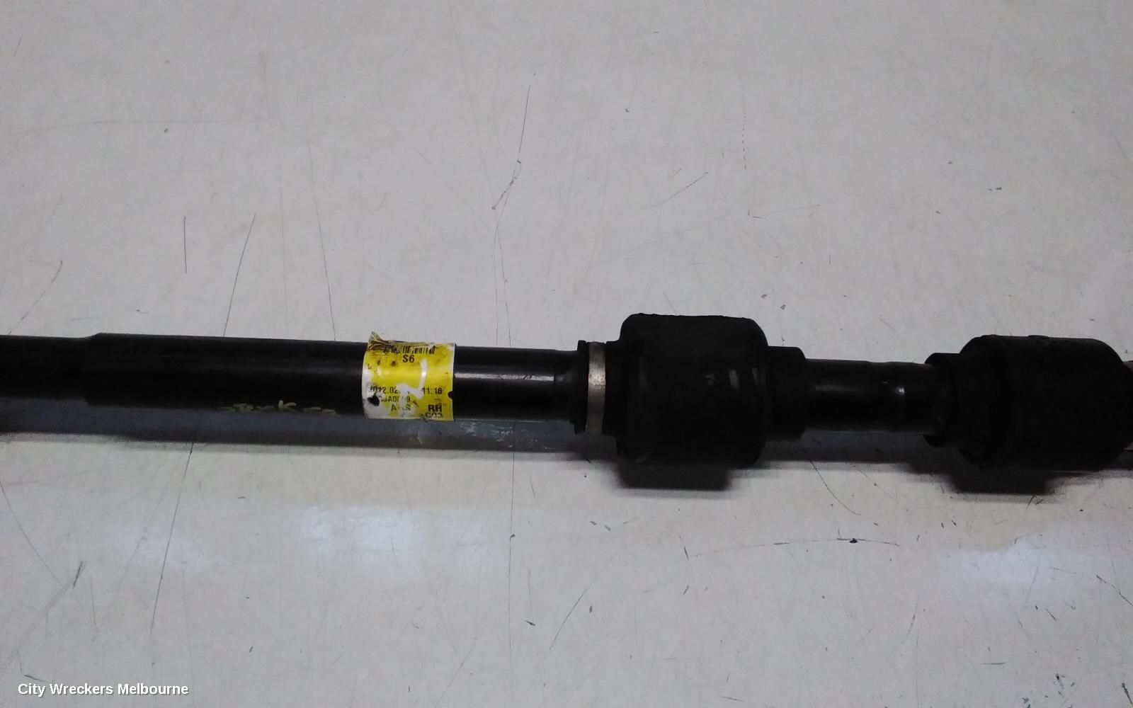 HYUNDAI I45 RIGHT DRIVESHAFT, AUTO, 2.0, G4KD, ABS TYPE, YF, 02/2010 - 04/2014