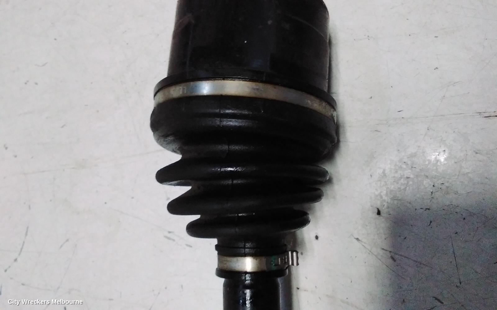 HYUNDAI I45 RIGHT DRIVESHAFT, AUTO, 2.0, G4KD, ABS TYPE, YF, 02/2010 - 04/2014