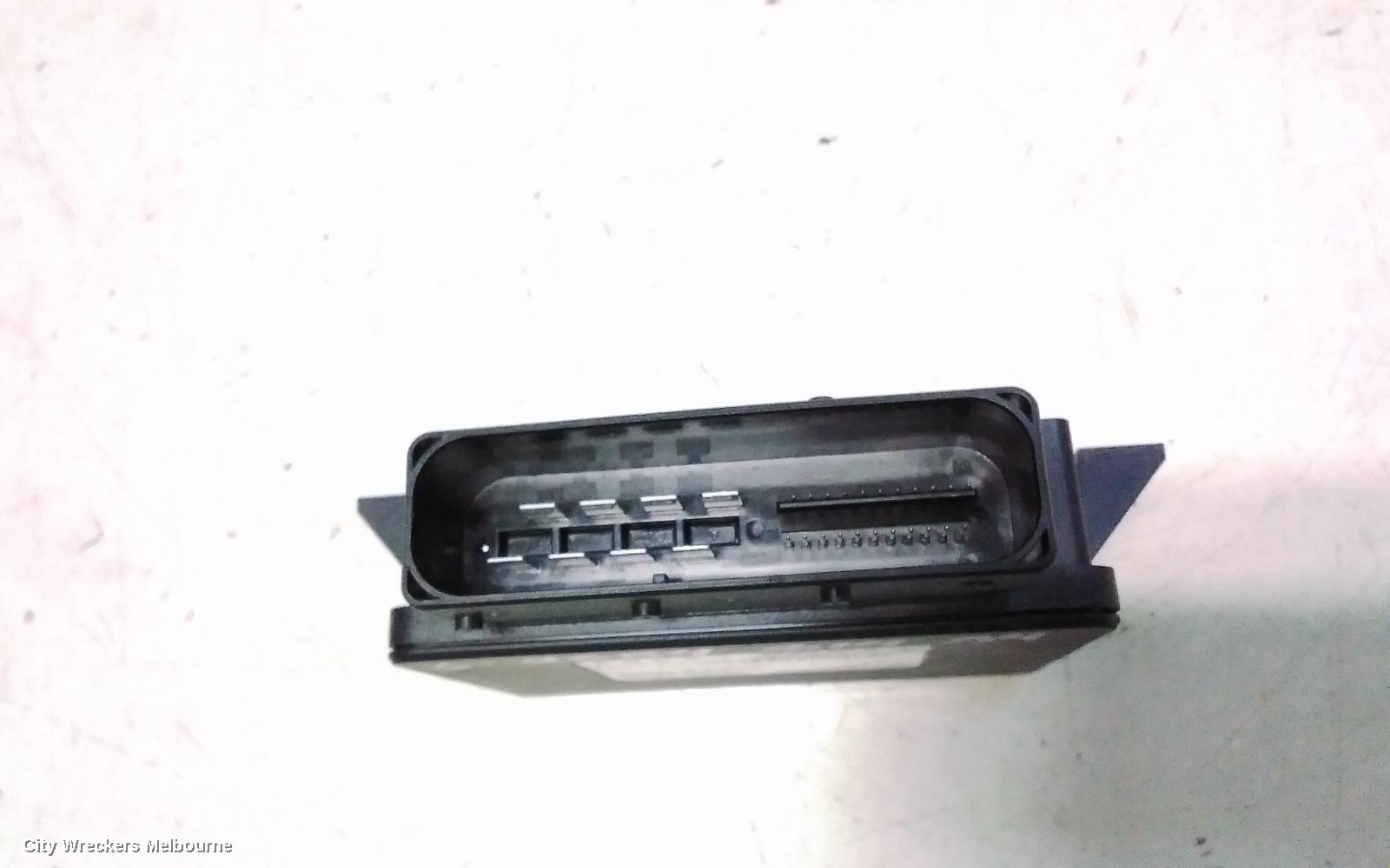 AUDI A4 ECU, ELECTRIC PARK BRAKE CONTROL MODULE, B8 8K, 02/2008 - 01/2016