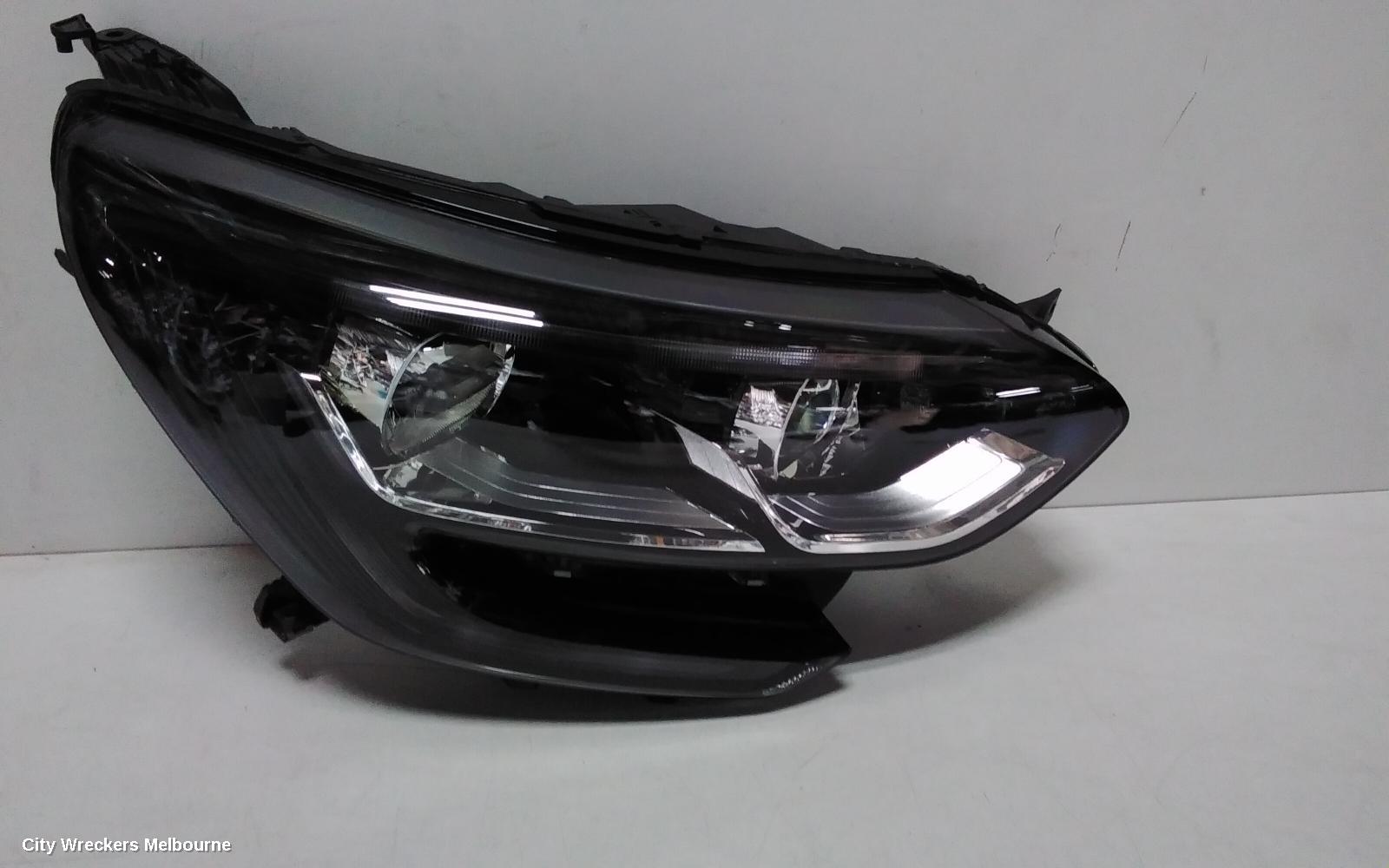 RENAULT MEGANE RIGHT HEADLAMP, BFB/KFB, HATCH/WAGON, 06/2016 - 02/2020