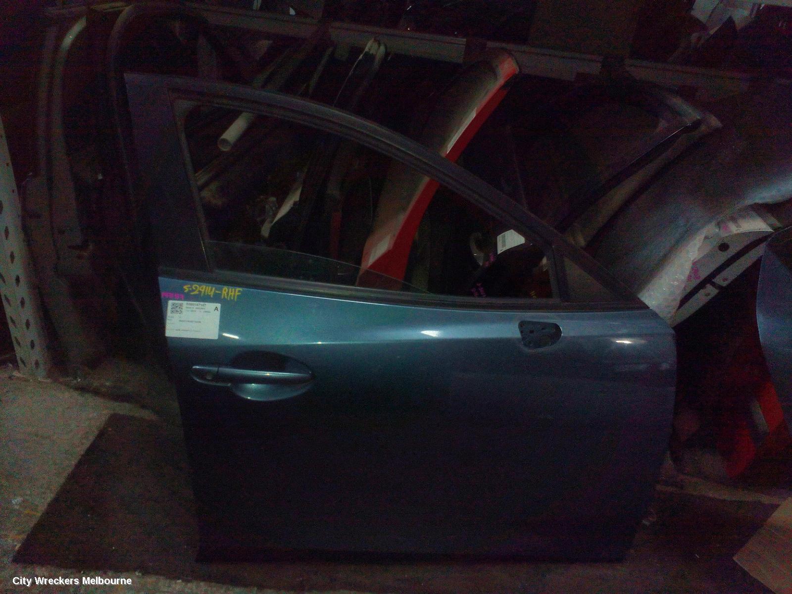 MAZDA 3 RIGHT FRONT DOOR, BM-BN, SEDAN/HATCH, 11/2013 - 02/2019