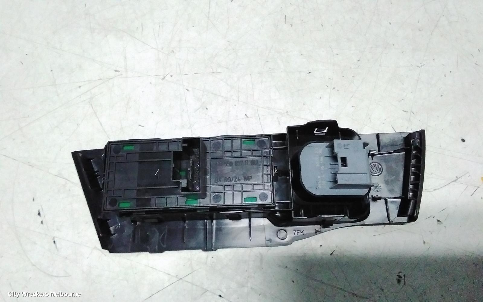 VOLKSWAGEN POLO PWR DR WIND SWITCH, AW-AE, RH FRONT (MASTER SWITCH), NON CHROME INSERT TYPE, 09/2017 ONWARDS